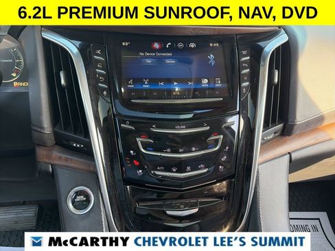Used 2015 Cadillac Escalade ESV Premium image 9