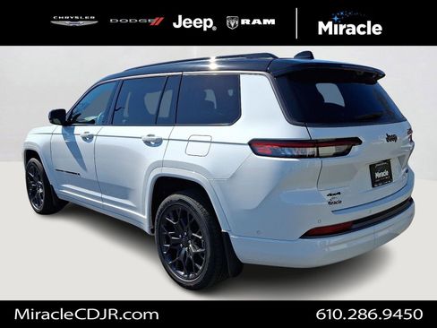 New 2026 Jeep Grand Cherokee L Summit AWD/4WD image 4