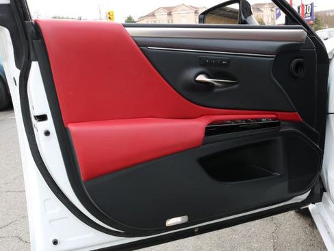 Used 2022 Lexus ES 350 F Sport w/ Accessory Package image 10