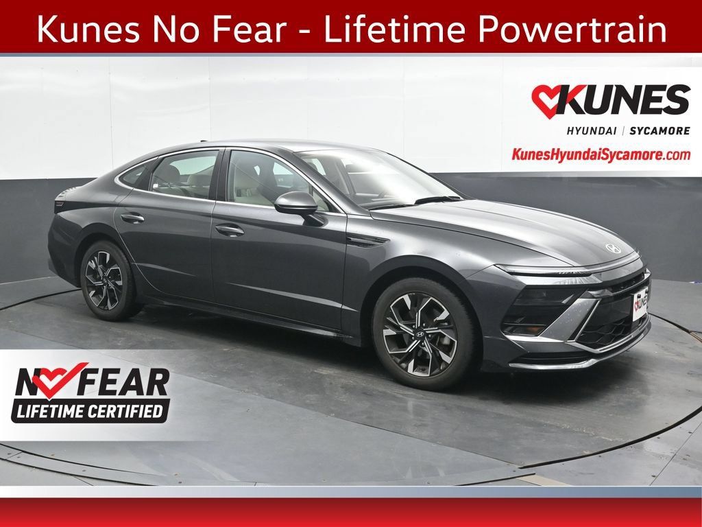 Certified 2025 Hyundai Sonata SEL FWD image 1