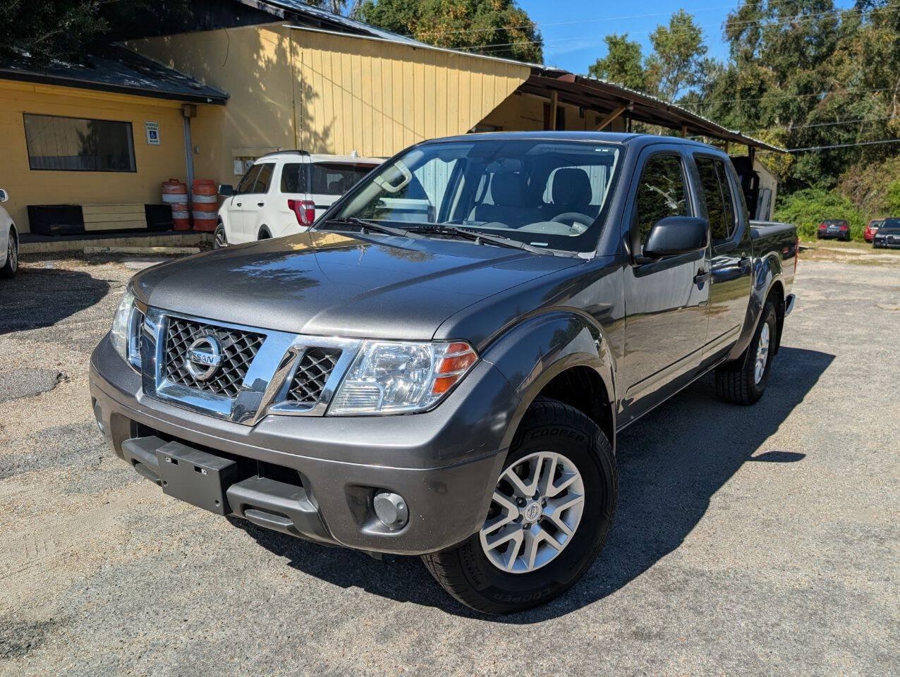 Used 2019 Nissan Frontier SV AWD/4WD image 9