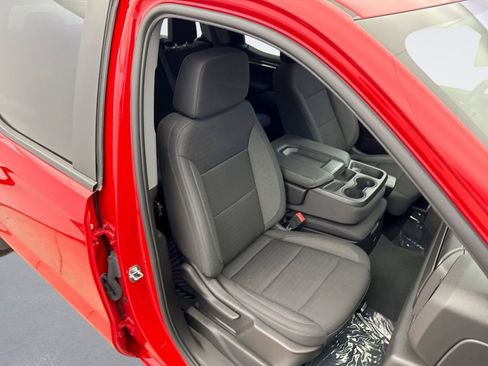 Used 2024 Chevrolet Silverado 1500 LT image 16