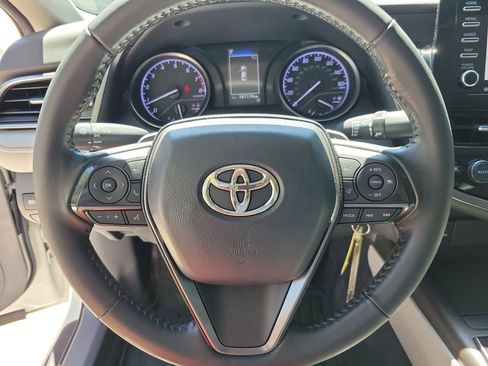 Used 2023 Toyota Camry SE image 18