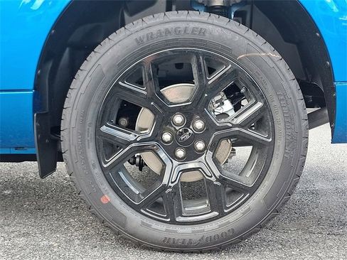 New 2025 Ford Maverick Lobo image 5