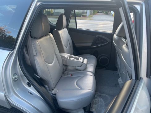 Used 2012 Toyota RAV4 Limited image 17