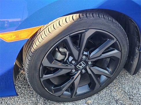 Used 2019 Honda Civic Sport image 10