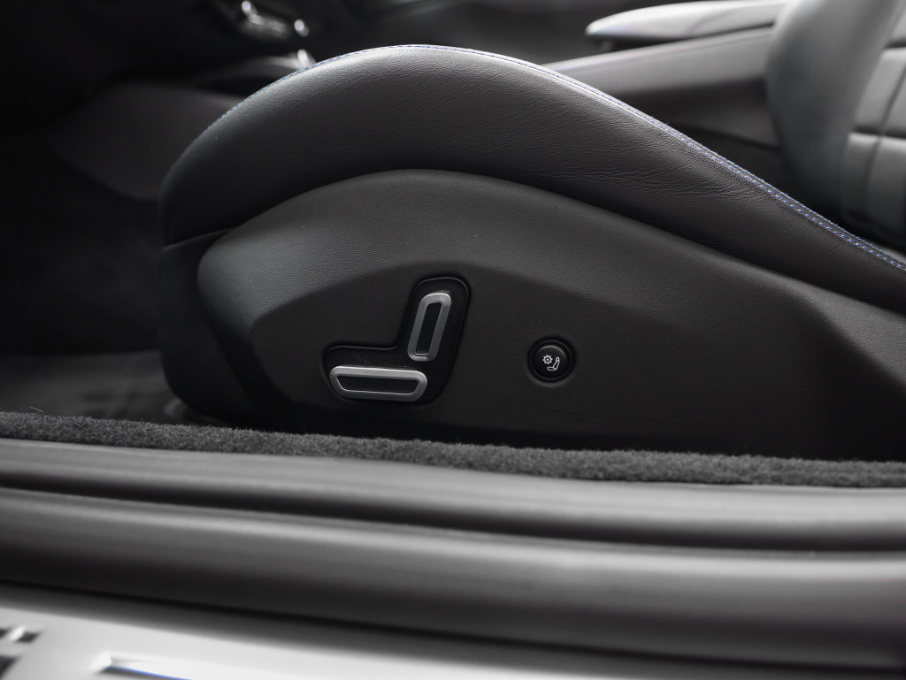Certified 2019 Ferrari Portofino RWD image 45