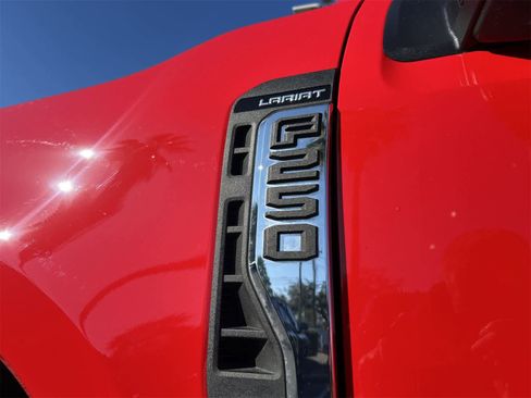Used 2025 Ford F250 Lariat w/ Lariat Ultimate Package image 7