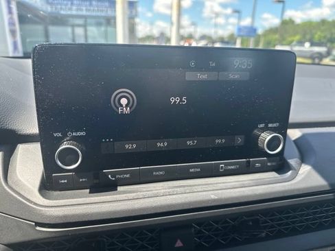 Used 2025 Honda Accord LX image 11
