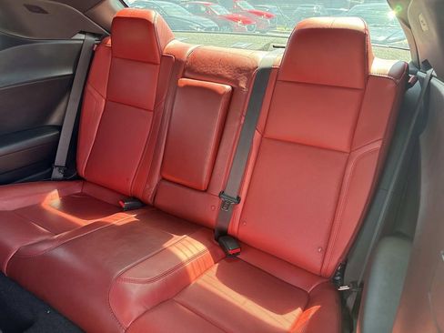 Used 2019 Dodge Challenger SXT w/ Plus Package image 19