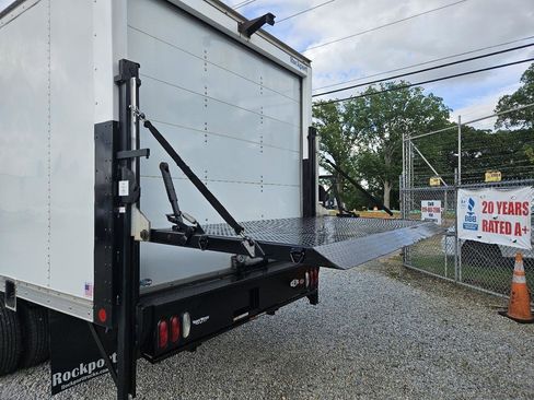 Used 2022 Ford E-450 and Econoline 450 Super Duty w/ Power Windows & Locks Group RWD image 14