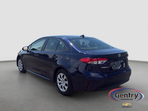 Used 2024 Toyota Corolla LE FWD image 4
