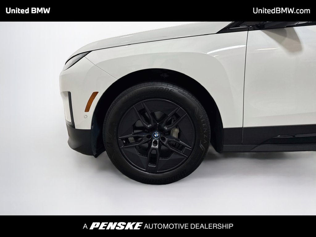 Certified 2024 BMW iX xDrive50 AWD/4WD image 9