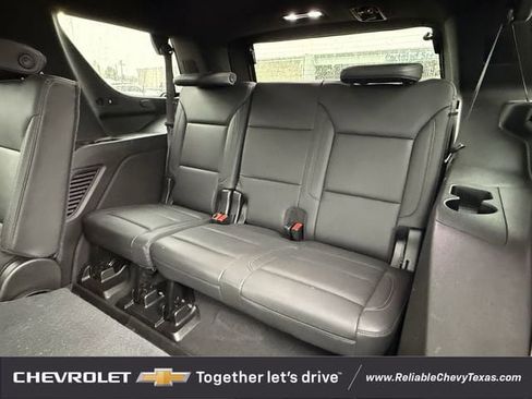 Used 2021 Chevrolet Tahoe LT w/ Luxury Package RWD image 33
