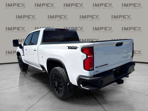 Used 2025 Chevrolet Silverado 2500 LT w/ Trail Boss Package AWD/4WD image 2