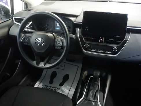 Used 2023 Toyota Corolla LE FWD image 26