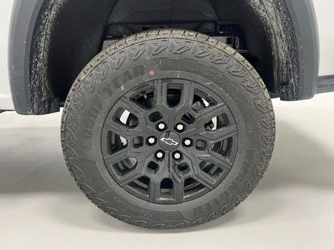 New 2026 Chevrolet Colorado Trail Boss AWD/4WD image 5