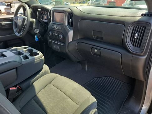 Used 2020 Chevrolet Silverado 1500 Custom w/ Custom Value Package RWD image 26