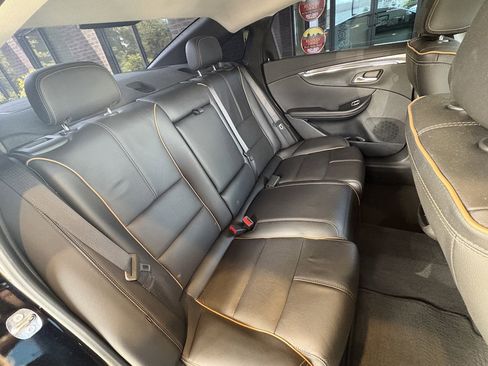 Used 2017 Chevrolet Impala Premier w/ Enhanced Convenience Package FWD image 32
