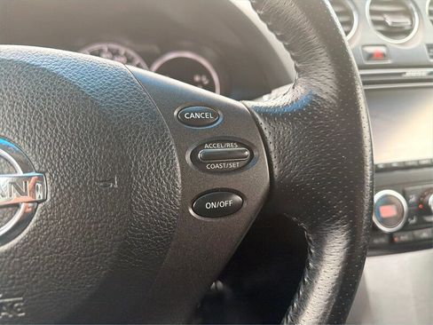 Used 2011 Nissan Altima 2.5 SL w/ Technology Pkg image 27