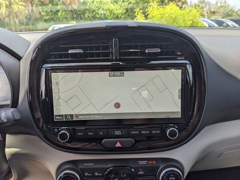 New 2025 Kia Soul EX image 21