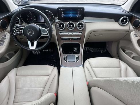 Used 2021 Mercedes-Benz GLC 300 4MATIC image 14