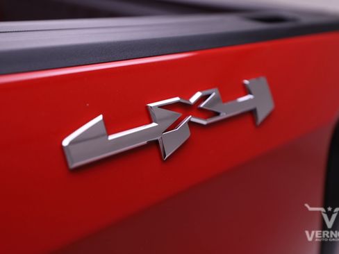 New 2026 GMC Sierra 1500 Pro w/ Graphite Edition image 39