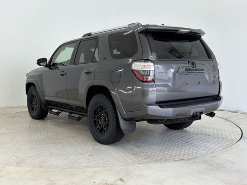 Used 2021 Toyota 4Runner SR5 Premium w/ Moonroof Package RWD image 3
