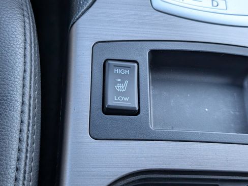 Used 2014 Subaru Outback 2.5i Limited w/ Moonroof Package image 32