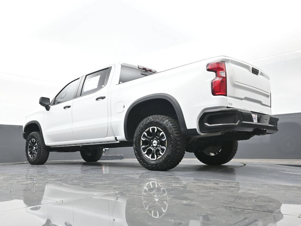 Used 2024 Chevrolet Silverado 1500 ZR2 w/ Technology Package AWD/4WD image 45