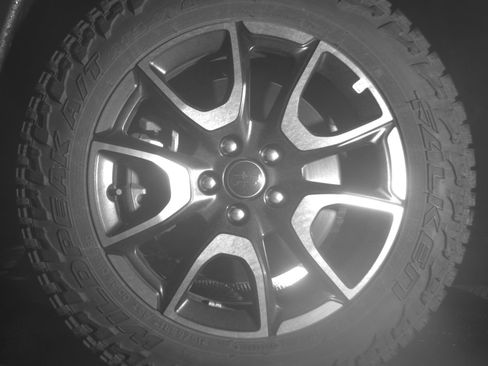 Used 2025 Jeep Compass Trailhawk image 12