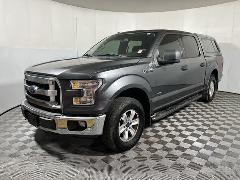 Used 2015 Ford F150 XLT AWD/4WD image 4