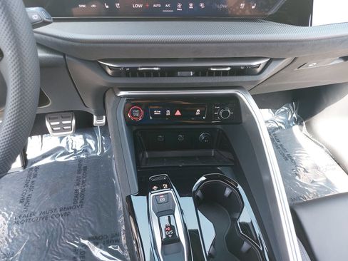 New 2026 Audi SQ5 Premium Plus AWD/4WD image 22