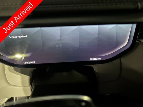 Used 2024 Land Rover Range Rover Sport SE image 10