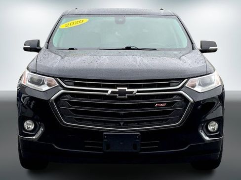 Used 2020 Chevrolet Traverse RS image 2