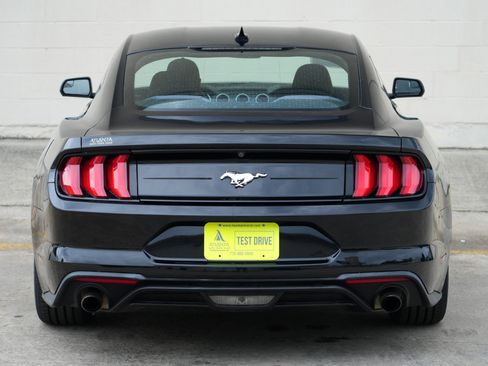 Used 2020 Ford Mustang Coupe RWD image 38