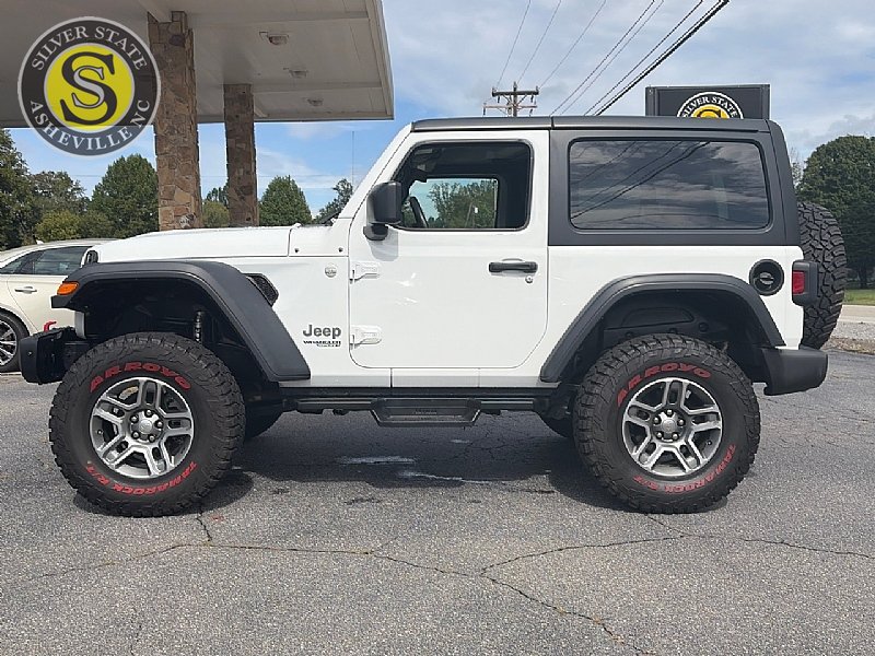 Used 2019 Jeep Wrangler Sport AWD/4WD image 3