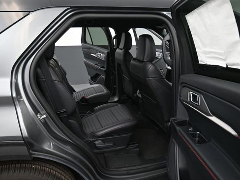 New 2025 Ford Explorer ST-Line w/ Premium Package image 20