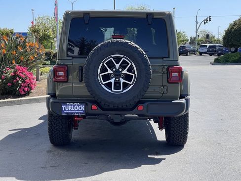 New 2026 Jeep Wrangler Unlimited Rubicon AWD/4WD image 9