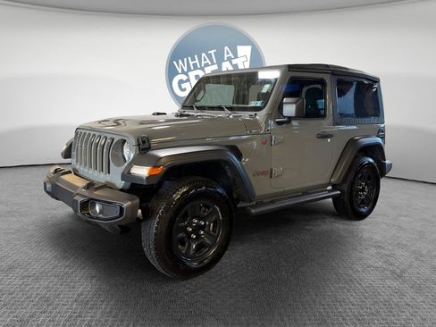 Used 2021 Jeep Wrangler Sport AWD/4WD image 8