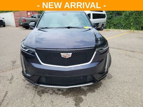 Used 2021 Cadillac XT6 Sport AWD/4WD image 8