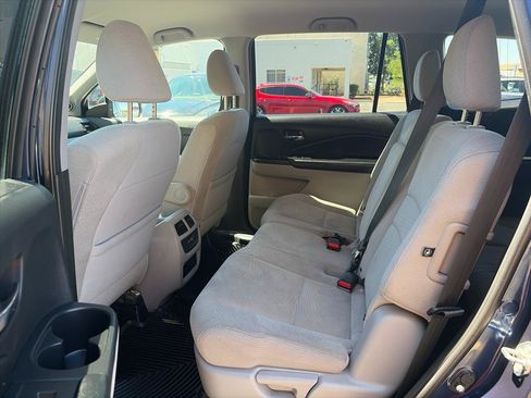 Used 2017 Honda Pilot EX image 22