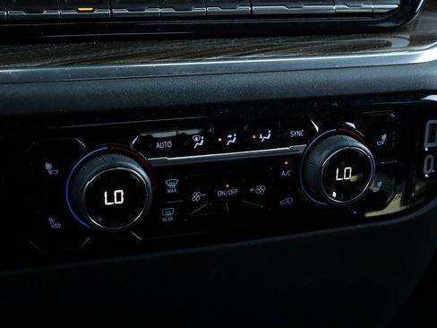 Used 2023 Chevrolet Silverado 1500 LT image 18