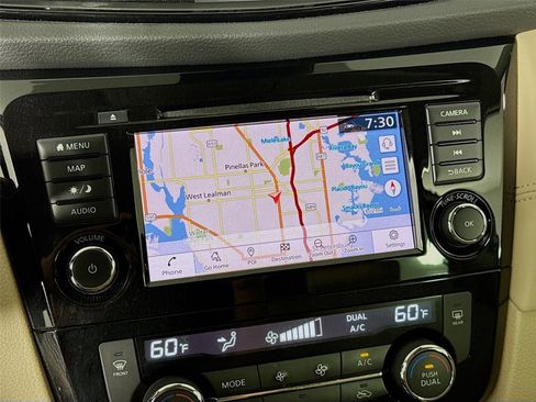 Used 2020 Nissan Rogue SL w/ Premium Package FWD image 17