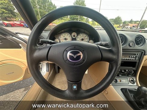 Used 2001 MAZDA MX-5 Miata LS image 3