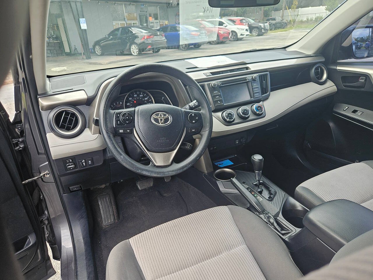 Used 2014 Toyota RAV4 LE FWD image 24