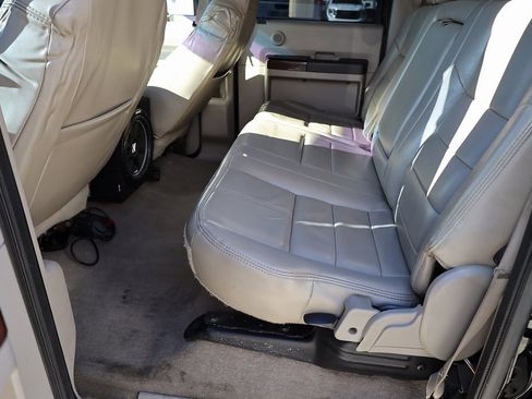 Used 2008 Ford F350 Lariat image 17