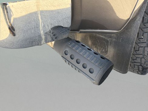 Used 2016 RAM 3500 Laramie image 25