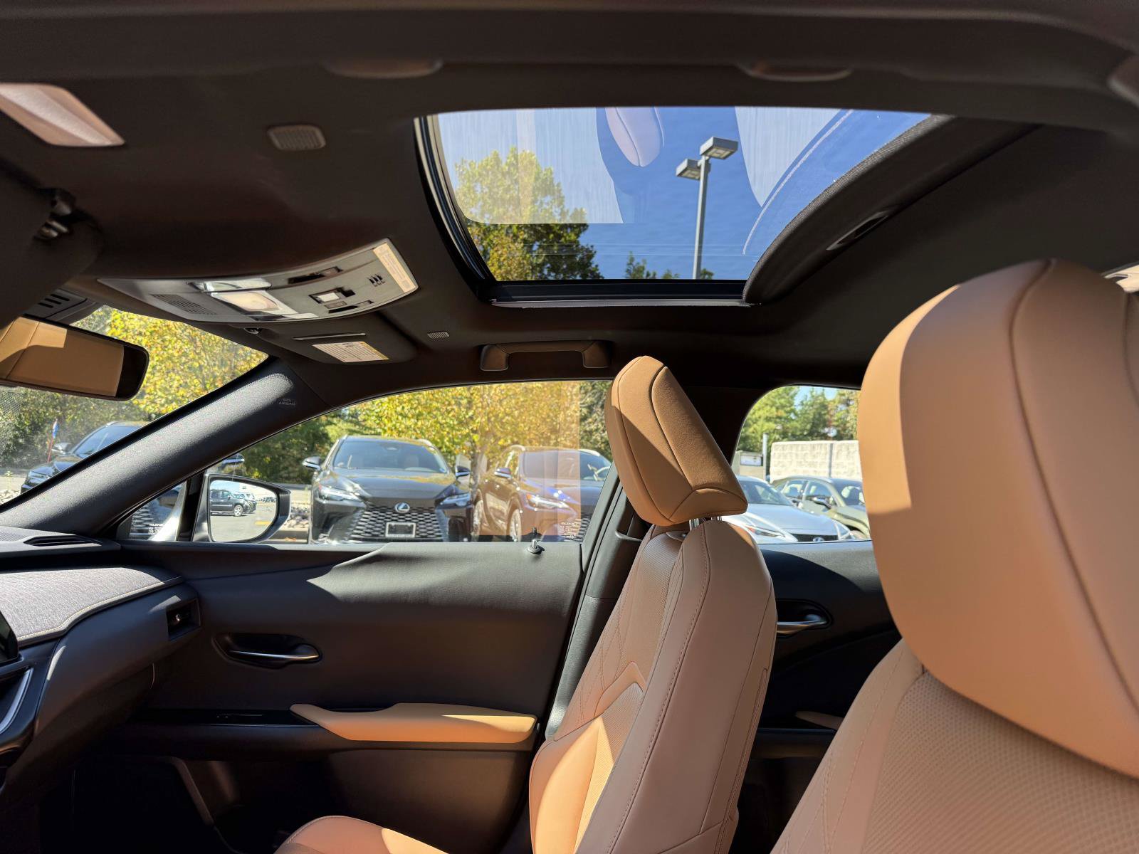 Used 2025 Lexus UX 300h AWD w/ Cold Area Package image 20