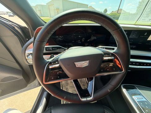 Used 2024 Cadillac Lyriq Luxury RWD image 18